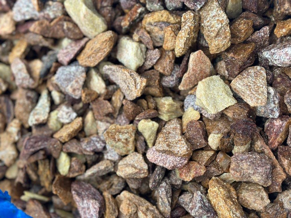 Златолит персиковый декоративная каменная крошка купить в Перми