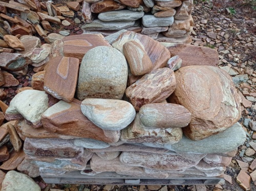 Златолит жёлтый, жёлто-зелёный глыбки и валуны для ланшафтного дизайна купить в Перми