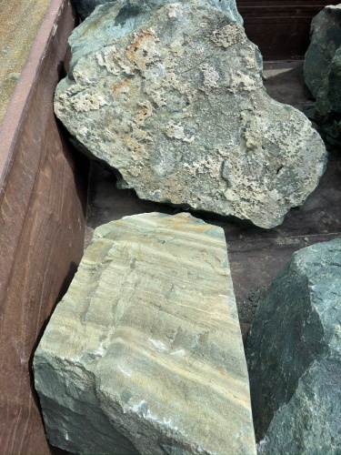 Ландшафтные глыбы зелёные 200-500 килограмм купить в Перми