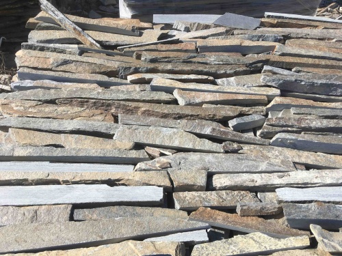 Горбушка златолит мультиколор для облицовки купить в Перми