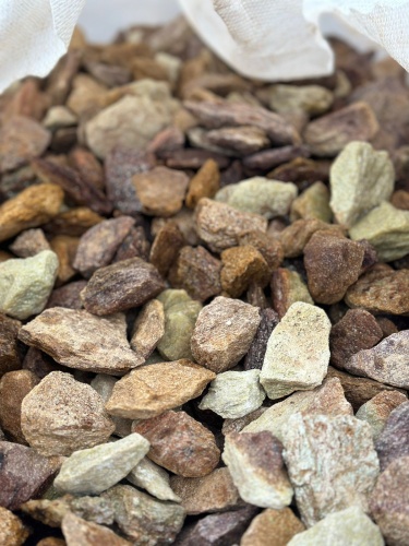 Златолит персиковый декоративная каменная крошка купить в Перми