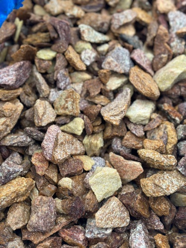 Златолит персиковый декоративная каменная крошка купить в Перми