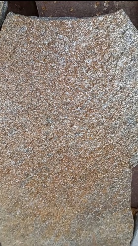 Плитняк златолит серебристый для цоколя, отмостки купить в Перми