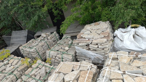 Гранитный плитняк галтованный для парковки купить в Перми