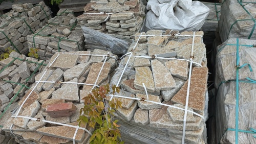 Гранитный плитняк галтованный для парковки купить в Перми