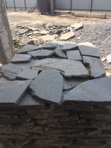 Златолит серебристый галтованный для фасада купить в Перми